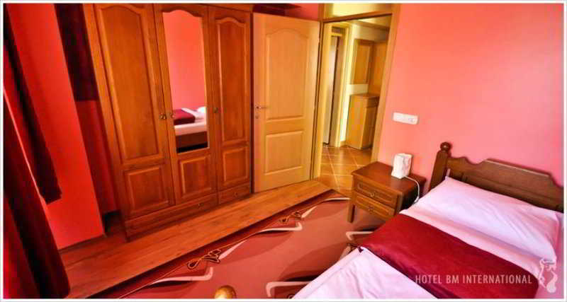 Hotel Bm International SJJ Esterno foto